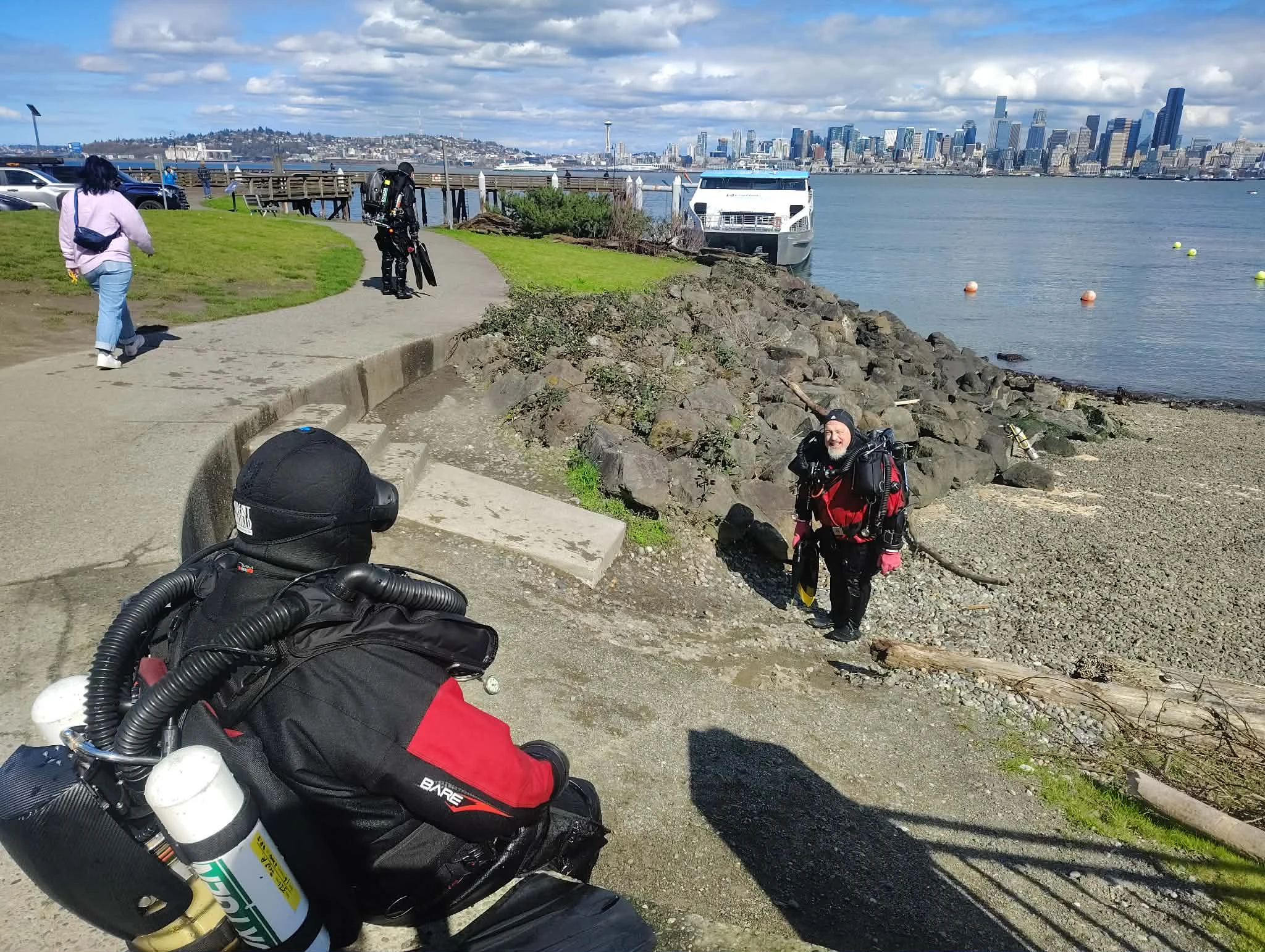 Stairs leading down to the water at Seacrest Park (Cove 2), West Seattle. The cobblestone beach can be quite a climb at low tide as shown here. Photo by Scuba Jess.